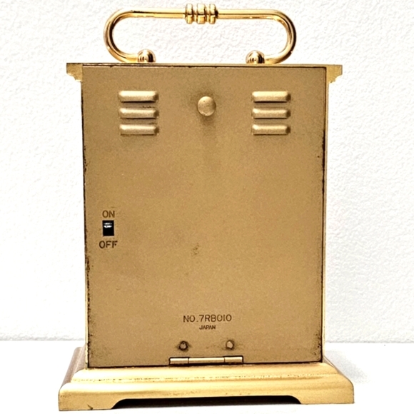 Bulova Gold Square Mantle Carriage Table Transistor Alarm Clock - Picture 14 of 16